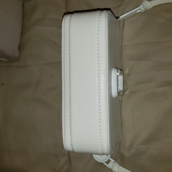 Marc Jacobs "The Snapshot" Color White Moon - Picture 7 of 16